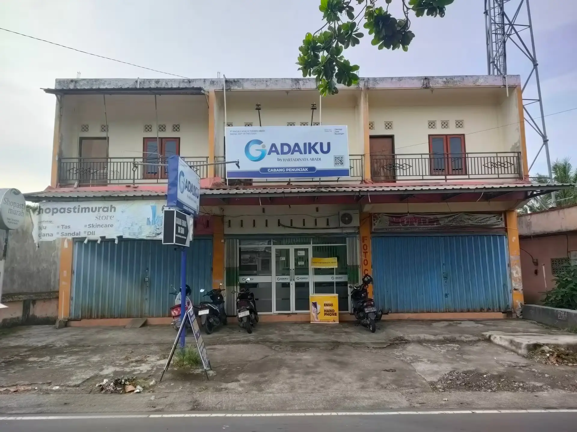 Cabang Gadai Penujak