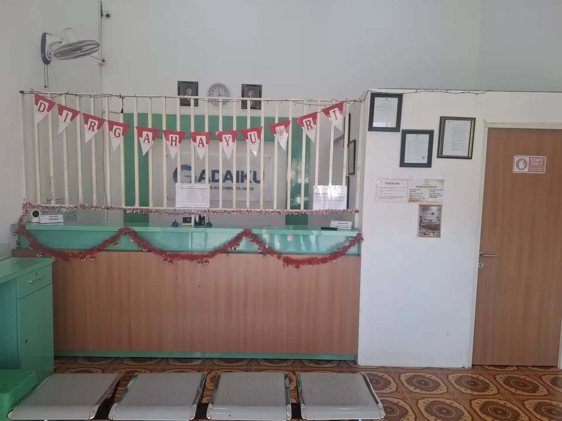 Gadaiku Sepulu Interior