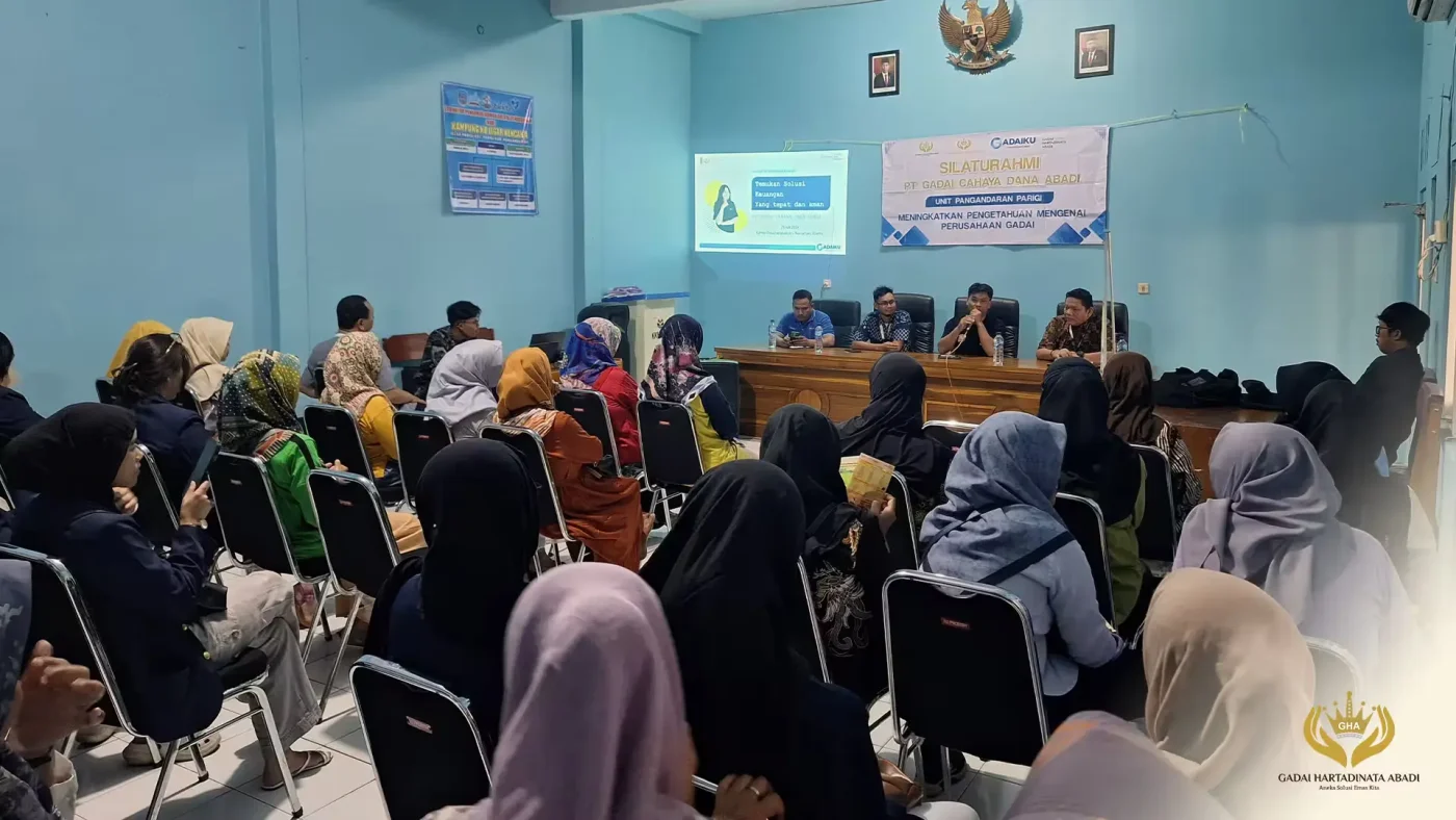 Meningkatkan Literasi Keuangan di Desa Parigi